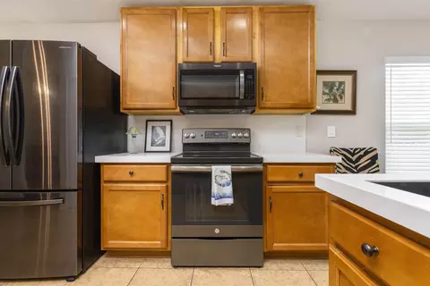 Kitchen - 152 Old Hickory Forest Rd, Saint Augustine, FL 32084 photo 2 of 3