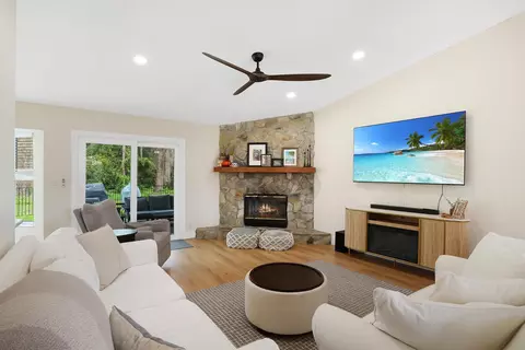 Living - 113 Jasmine Rd, Saint Augustine, FL 32086 photo 1 of 3