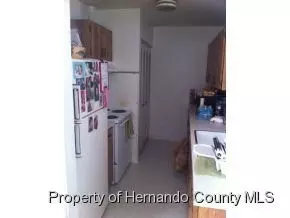 7482 Pond Cir, Spring Hill, FL 34606 photo 4