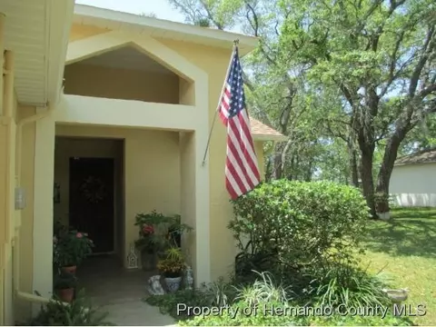 3405 Everett Ave, Spring Hill, FL 34609 photo 2
