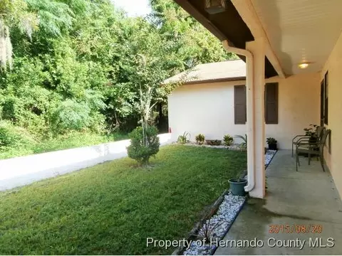 10313 Walton St, Spring Hill, FL 34608 photo 2