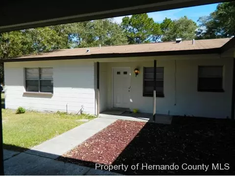 10312 Usher St, Spring Hill, FL 34608 photo 4