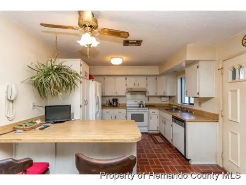 4361 Azora Rd, Spring Hill, FL 34608 photo 5