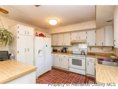 4361 Azora Rd, Spring Hill, FL 34608 photo 4