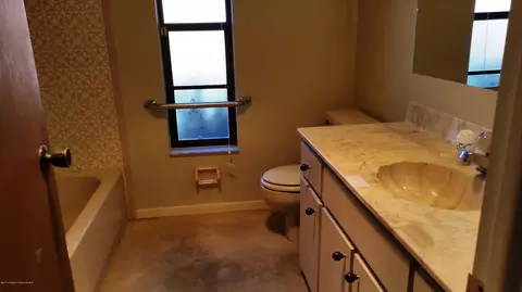1402 Haulover, Spring Hill, FL 34608 photo 9