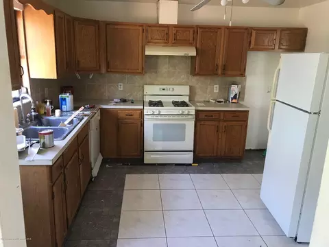 8011 Harding Ave, Spring Hill, FL 34609 photo 4