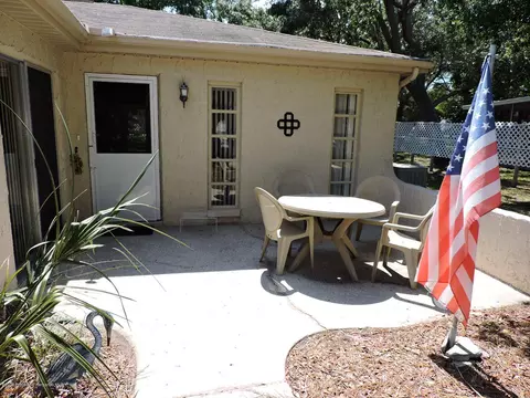 1271 Markham Ave, Spring Hill, FL 34606 photo 2