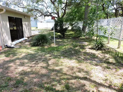 1271 Markham Ave, Spring Hill, FL 34606 photo 11