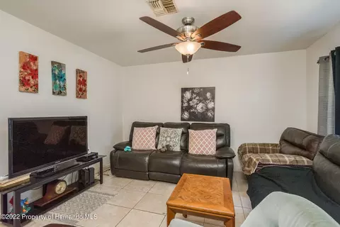 4305 Azora Rd, Spring Hill, FL 34608 photo 7