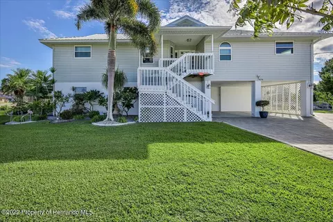 4198 Diaz, Hernando Beach, FL 34607 photo 6