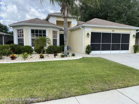 367 Barrington Ct, Spring Hill, FL 34609 photo 2