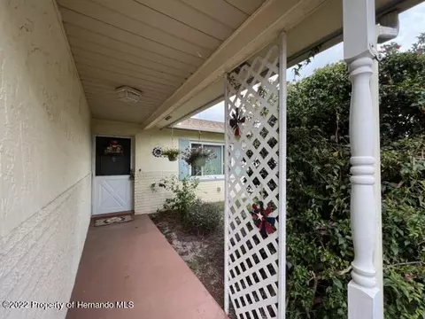 10443 Captain, Spring Hill, FL 34608 photo 4