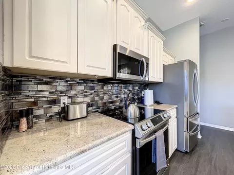 2445 Evenglow, Spring Hill, FL 34609 photo 18