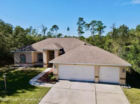 2445 Evenglow, Spring Hill, FL 34609 photo 3
