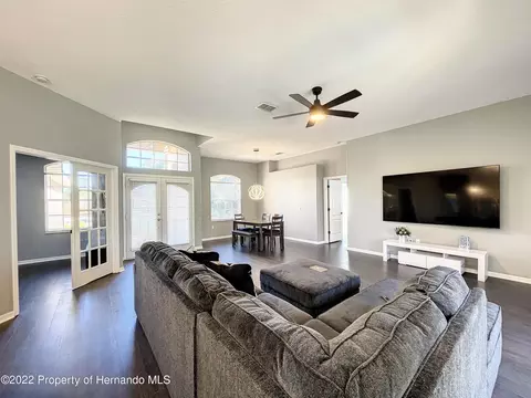 2445 Evenglow, Spring Hill, FL 34609 photo 9