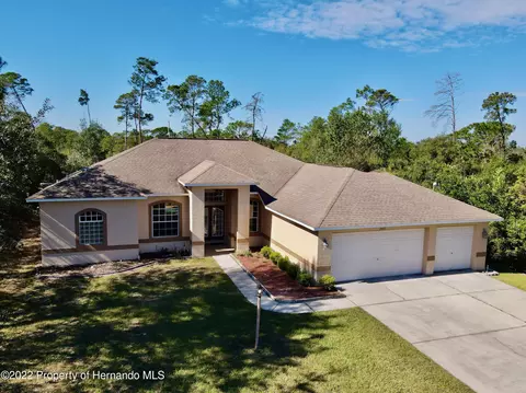 2445 Evenglow, Spring Hill, FL 34609 photo 2