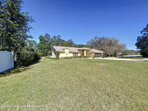 9498 Lorendale, Spring Hill, FL 34608 photo 5