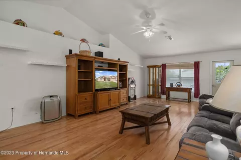 13197 Montego, Spring Hill, FL 34609 photo 6