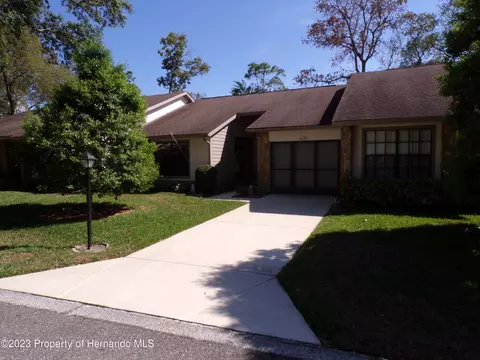 6608 Brambleleaf, Spring Hill, FL 34606 photo 2