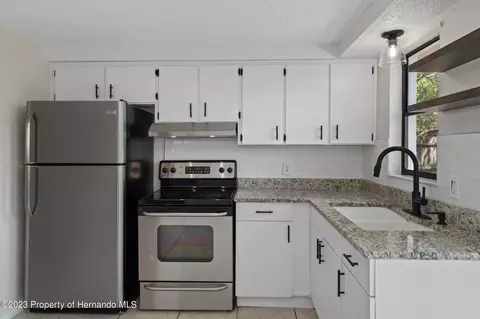 7124 Florestate, Hudson, FL 34667 photo 9