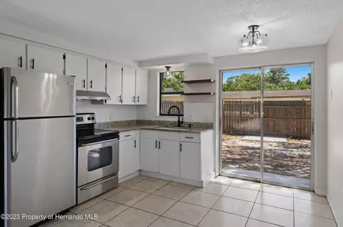7124 Florestate, Hudson, FL 34667 photo 8