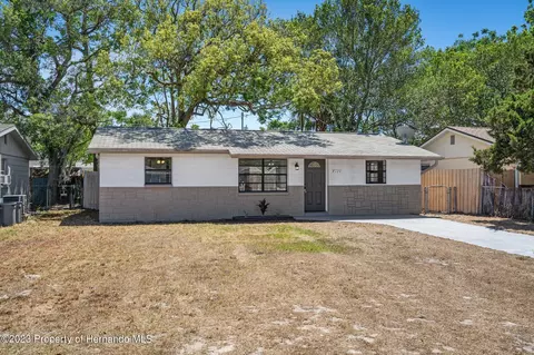 7124 Florestate, Hudson, FL 34667 photo 1