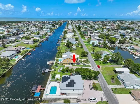4068 Gulfview, Hernando Beach, FL 34607 photo 5