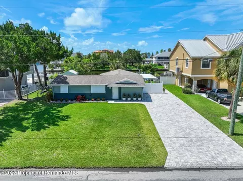 4068 Gulfview, Hernando Beach, FL 34607 photo 3