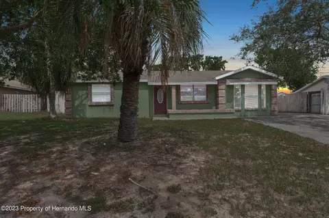 10261 Carrin, Spring Hill, FL 34608 photo 2