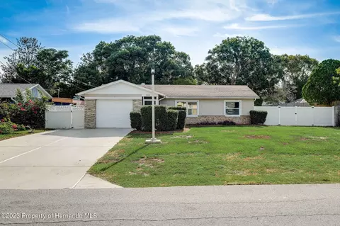 2034 Meredith, Spring Hill, FL 34608 photo 2