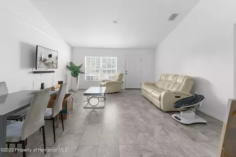 10329 Chalmer St, Spring Hill, FL 34608 photo 7