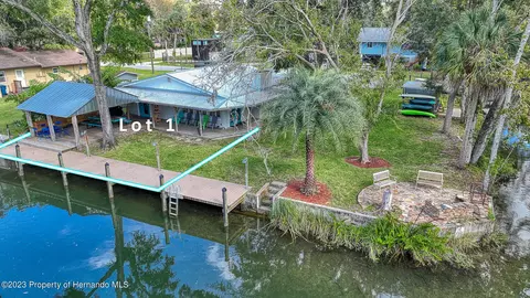 7243 Wimberly, Weeki Wachee, FL 34607 photo 2