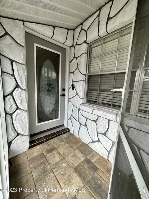 5477 Waycross, Spring Hill, FL 34606 photo 4
