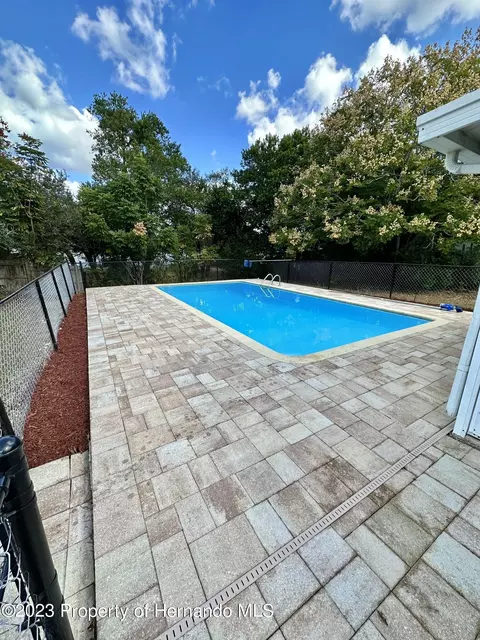 5477 Waycross, Spring Hill, FL 34606 photo 2