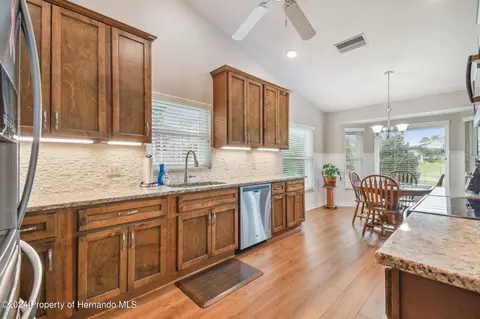 11105 Eagle Bnd, Hudson, FL 34667 photo 7