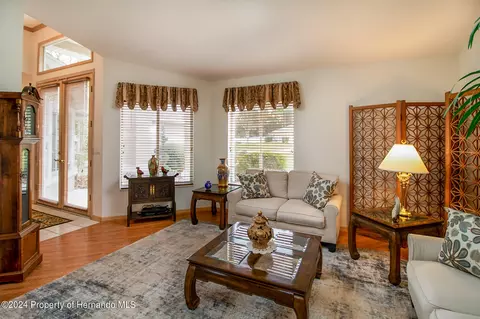 11232 Rainbow Woods, Spring Hill, FL 34609 photo 11