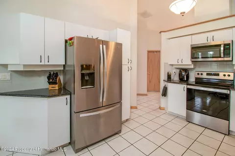 11232 Rainbow Woods, Spring Hill, FL 34609 photo 18