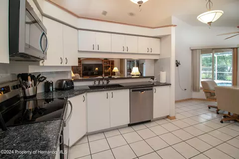 11232 Rainbow Woods, Spring Hill, FL 34609 photo 16