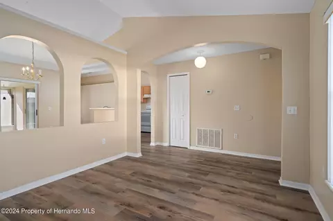 10492 Timbercrest, Spring Hill, FL 34608 photo 4