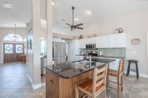 4461 Jacona, Hernando Beach, FL 34607 photo 10