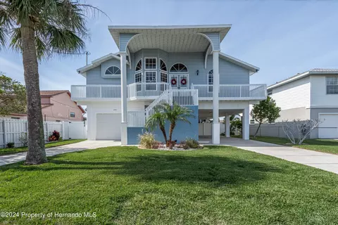 4461 Jacona, Hernando Beach, FL 34607 photo 3