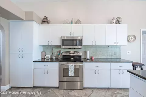 4461 Jacona, Hernando Beach, FL 34607 photo 9