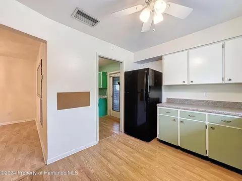 7155 Cambridge, Spring Hill, FL 34606 photo 3