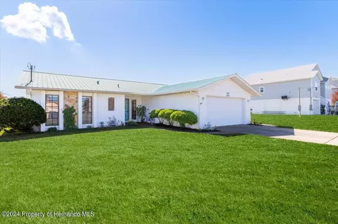4316 Flexer, Hernando Beach, FL 34607 photo 2