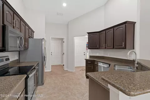 5052 Harbinger, Spring Hill, FL 34608 photo 18