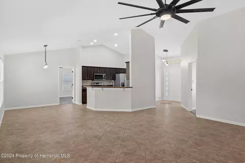 5052 Harbinger, Spring Hill, FL 34608 photo 11