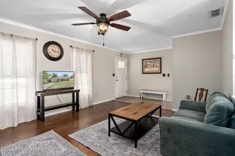 6142 Sunday, Spring Hill, FL 34608 photo 4