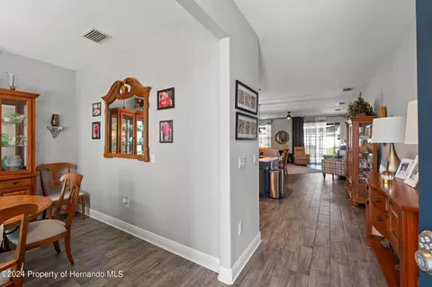 1144 Old Windsor, Spring Hill, FL 34609 photo 8