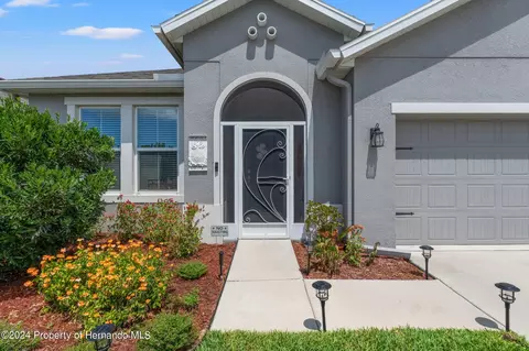 1144 Old Windsor, Spring Hill, FL 34609 photo 5