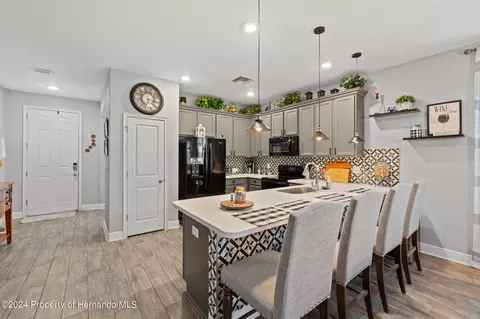 1144 Old Windsor, Spring Hill, FL 34609 photo 14
